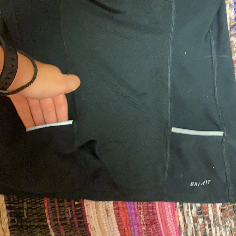 Nike Black Tank Top - Picture 4 of 5